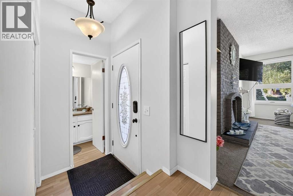 6417 26 Avenue property photo