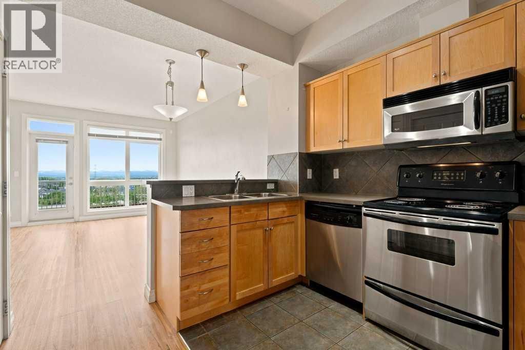 133 Rockyledge View property photo