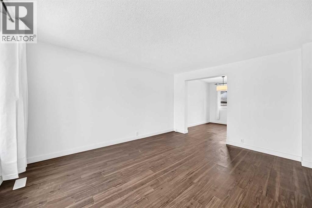 60 Erin Mount Crescent property photo