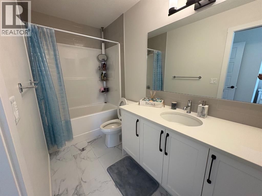 250 Alpine Avenue property photo