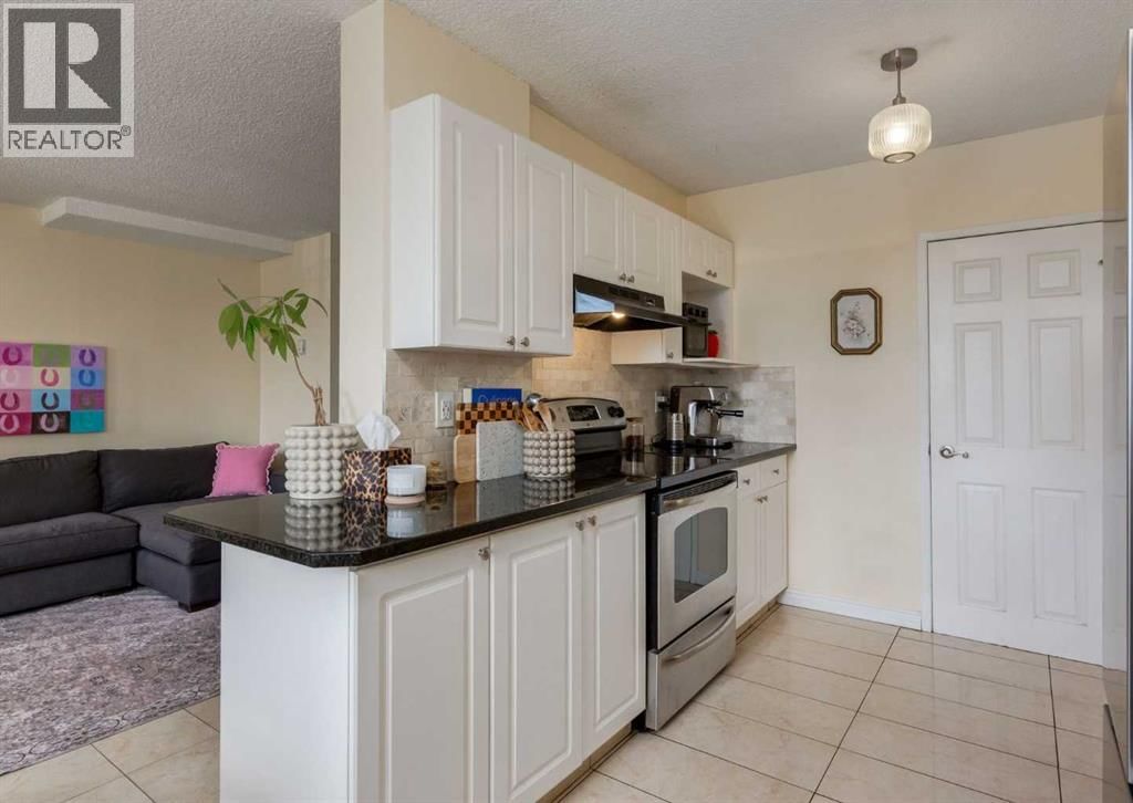 7007 4A Street property photo