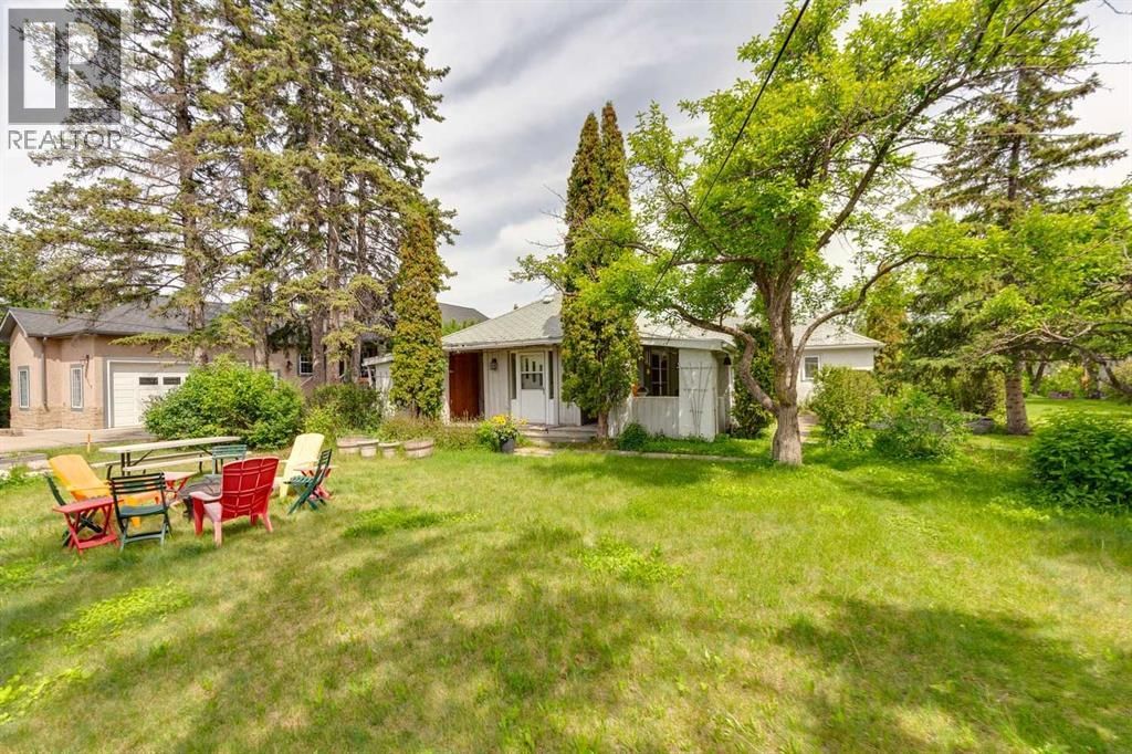 8808 48 Avenue property photo