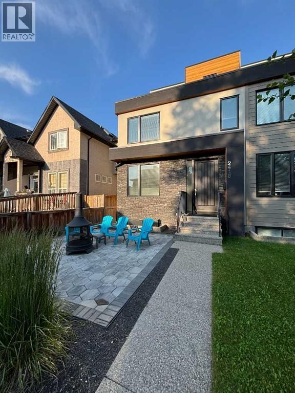 2418 24A Street property photo