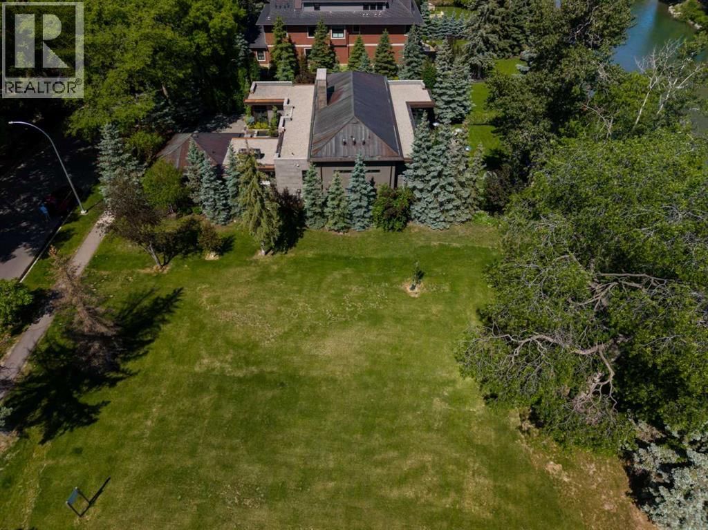 708 Riverdale Avenue property photo