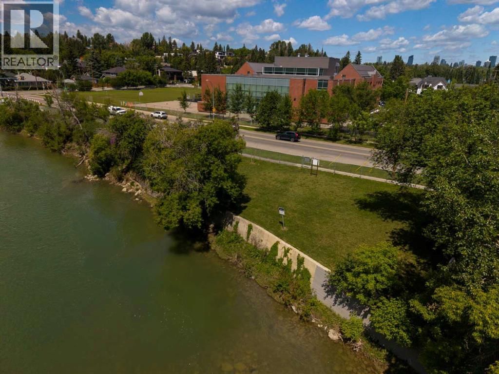 715 Sifton Boulevard property photo