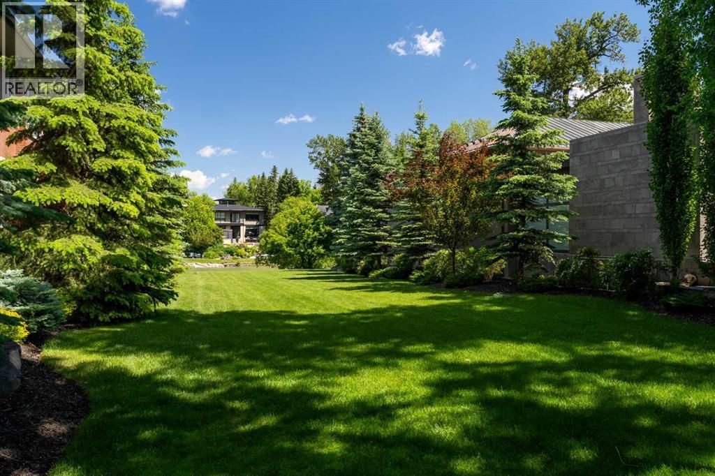 718 Riverdale Avenue property photo