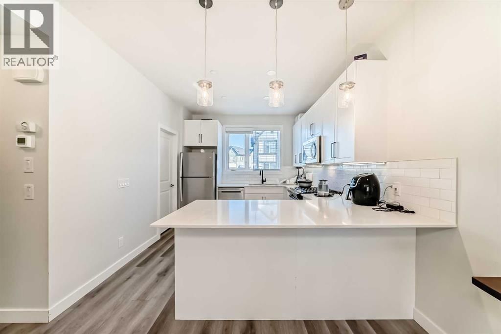30 Evanscrest Park property photo