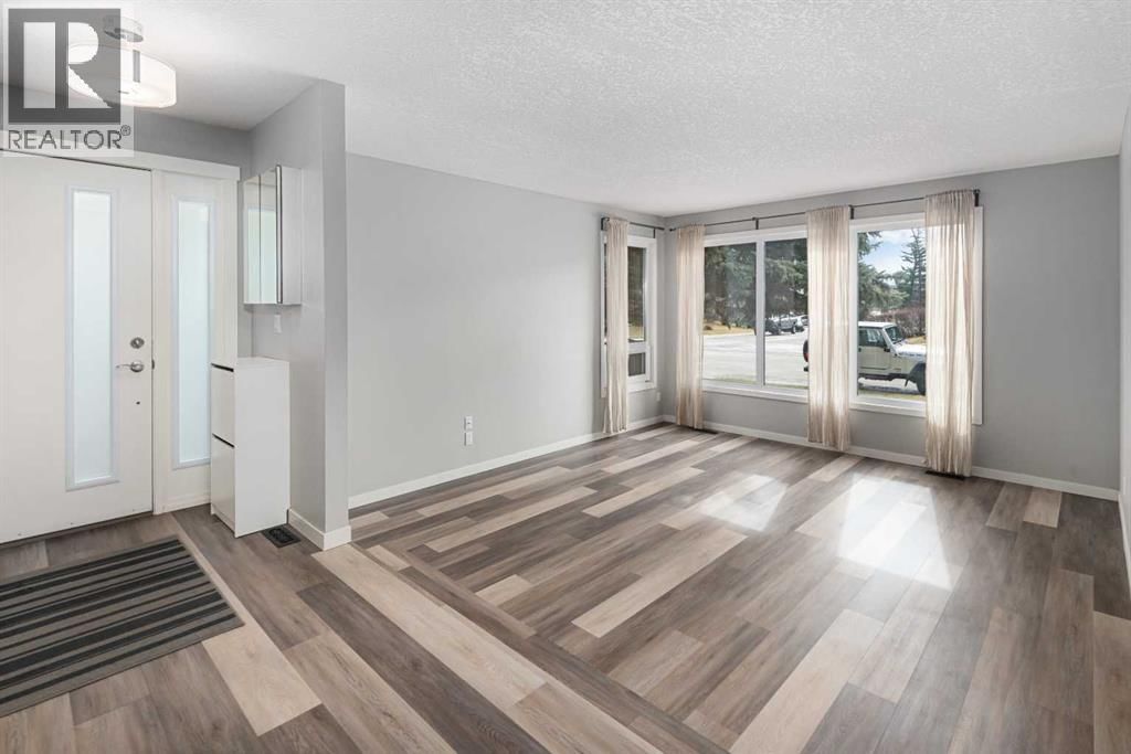 51 Woodmont Road property photo