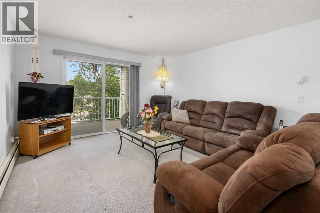 6224 17 Avenue property photo