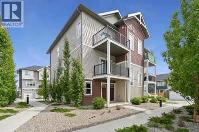 24 Rivercrest Drive | Cochrane Alberta | Slide Image Two