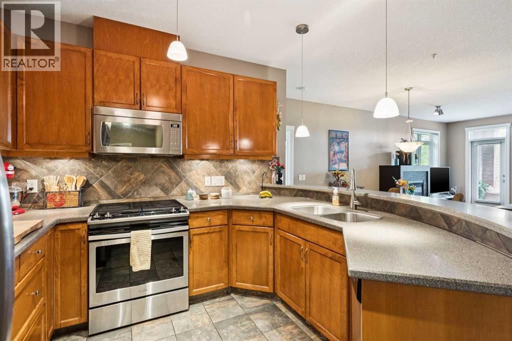 10 Hemlock Crescent property photo