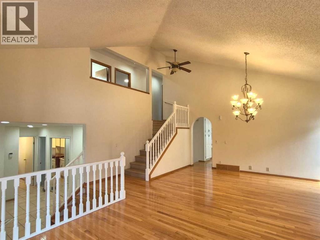 7 Suncastle Crescent property photo