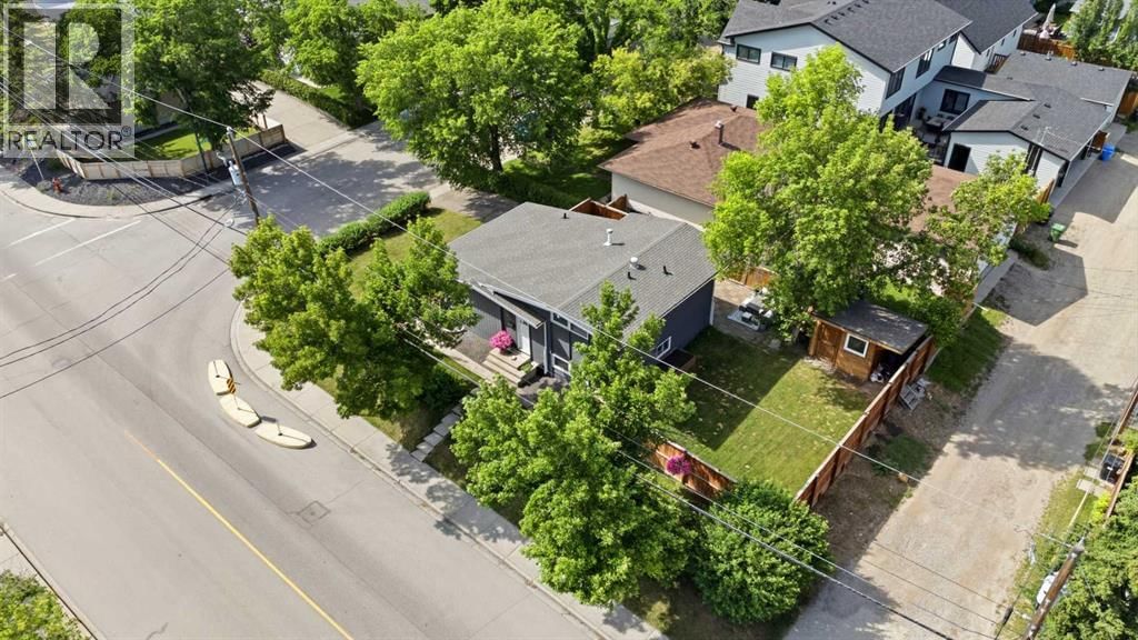 2516 63 Avenue property photo