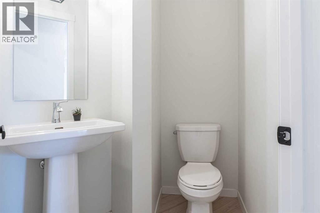 915 Corner Meadows Way property photo