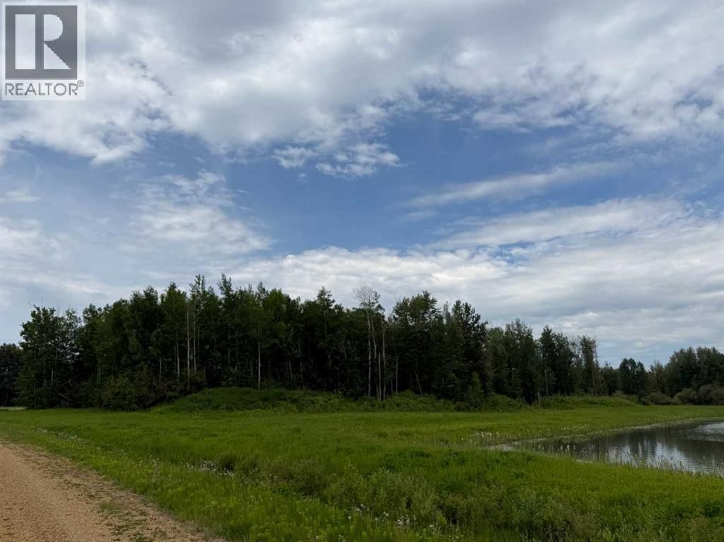5 Spruce Point Estates Road, Kinuso, Alberta T0G 2K0