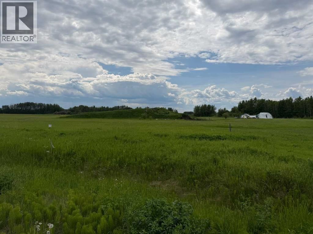 14 Spruce Point Estates Road, Kinuso, Alberta T0G 2K0