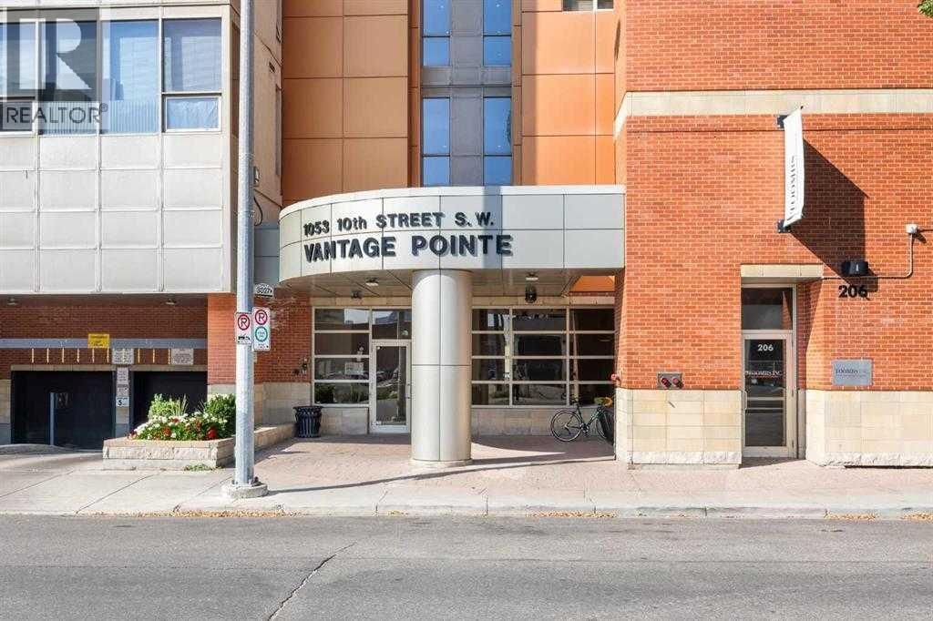 1053 10 Street property photo
