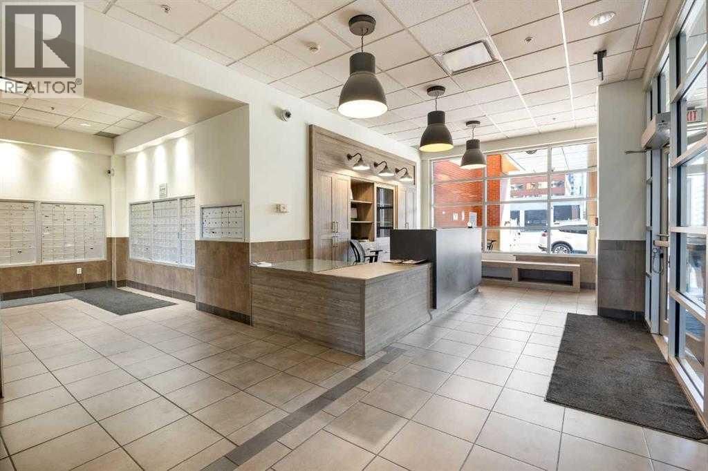 1053 10 Street property photo