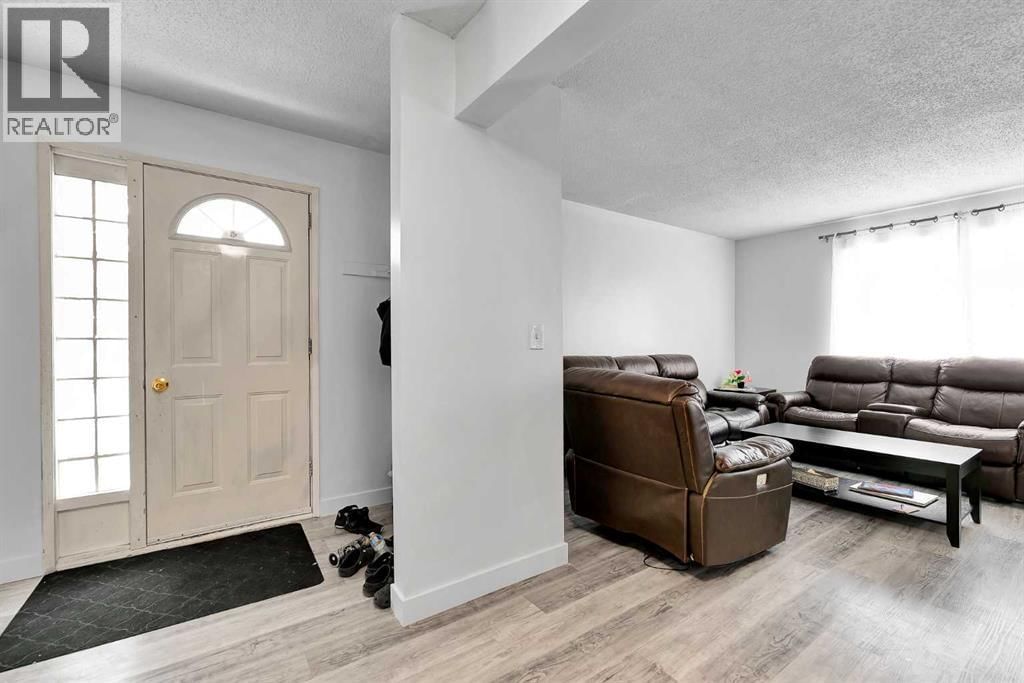 516 Blackthorn Road property photo