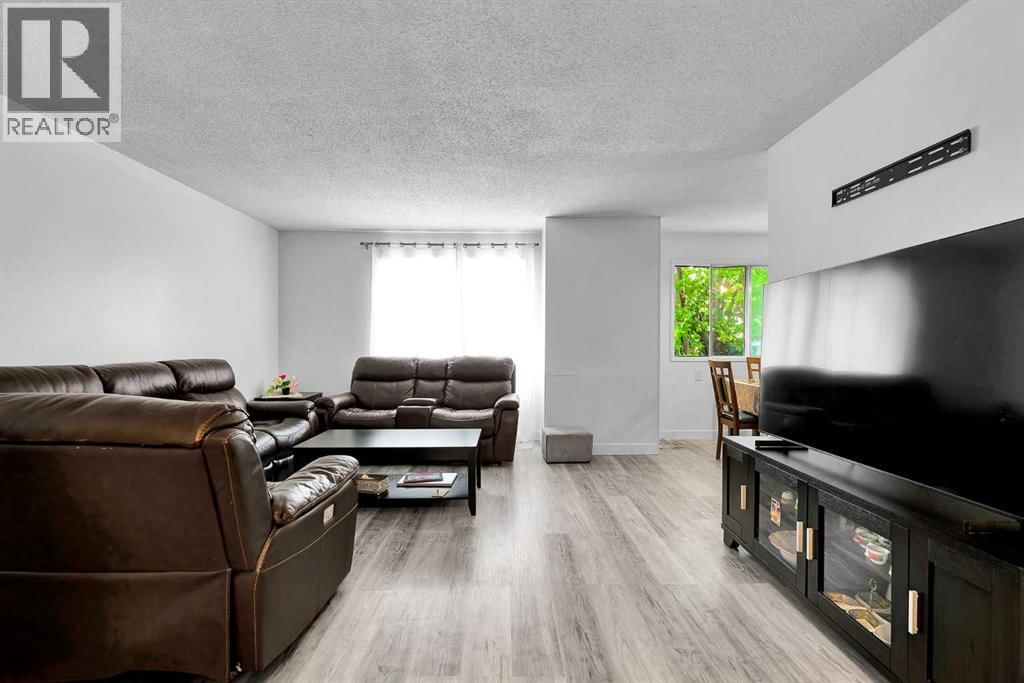 516 Blackthorn Road property photo