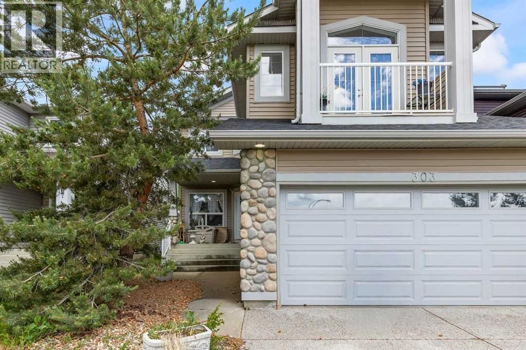 303 Bridlemeadows Common property photo