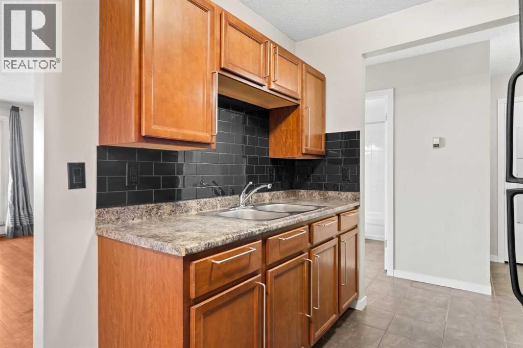1513 26 Avenue property photo
