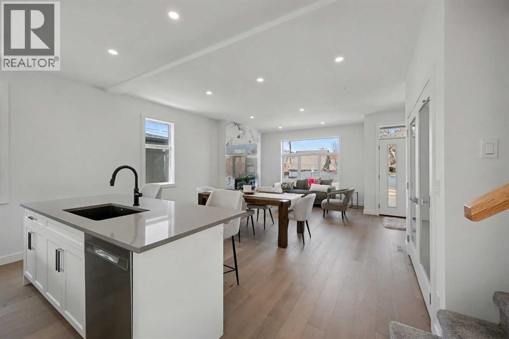 753 Centre Avenue property photo