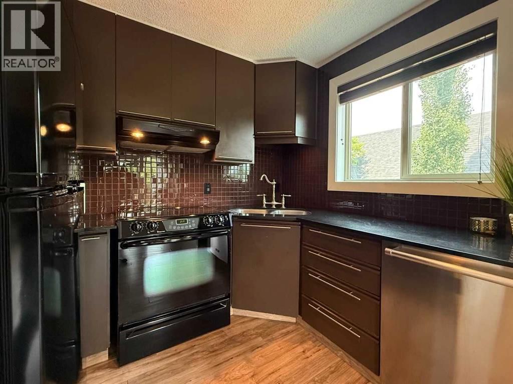 808 Royal Avenue property photo