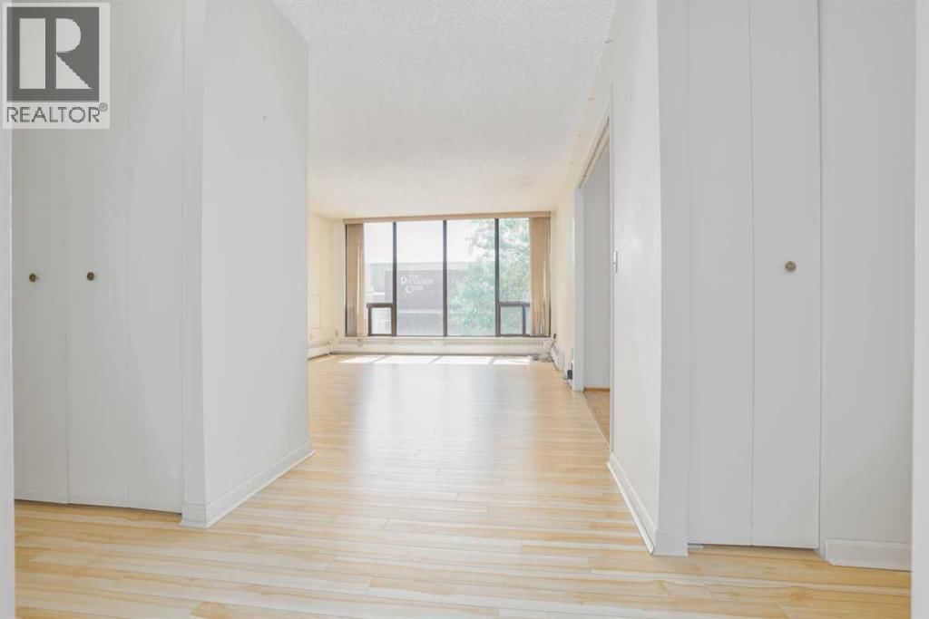 80 Point Mckay Crescent property photo
