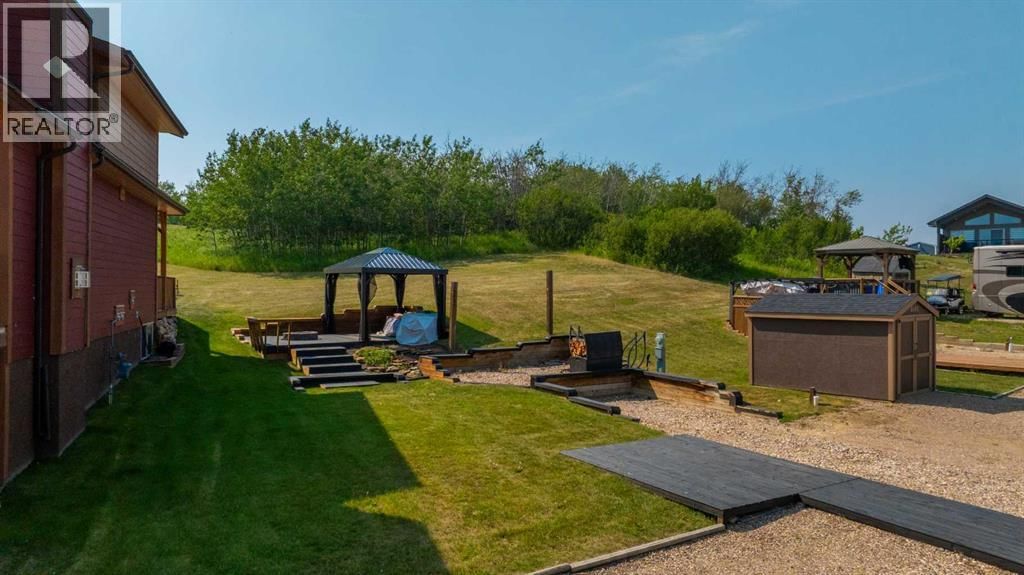 25054 South Pine Lake Road, Rural Red Deer County, Alberta T0M 1R0