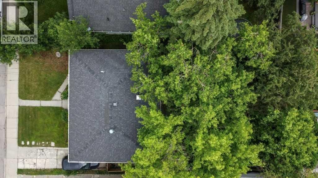 2216 19 Street property photo