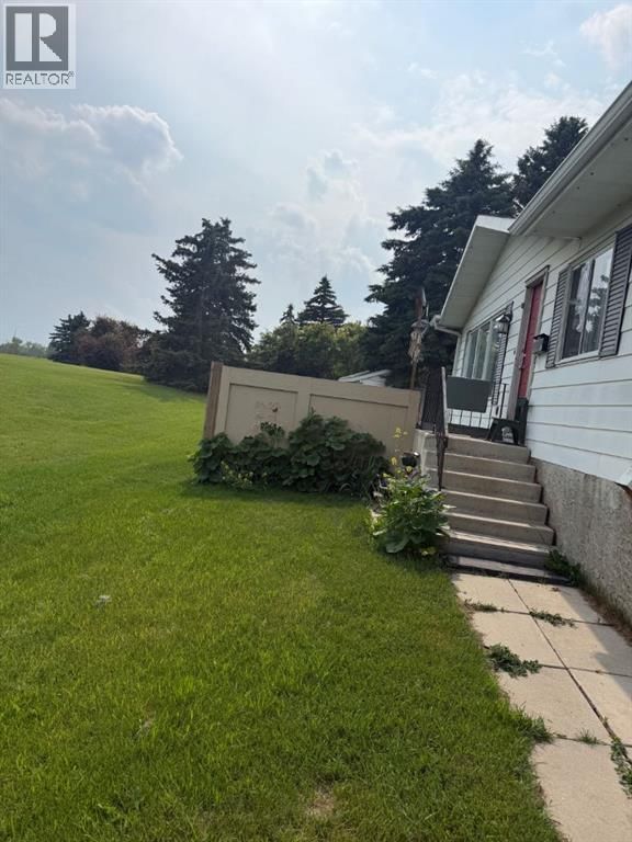 112 Huntstrom Drive property photo