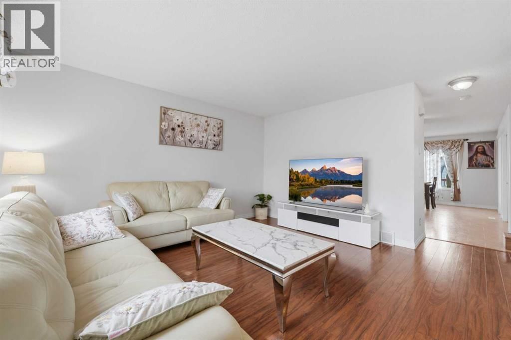 269 Tarington Close property photo