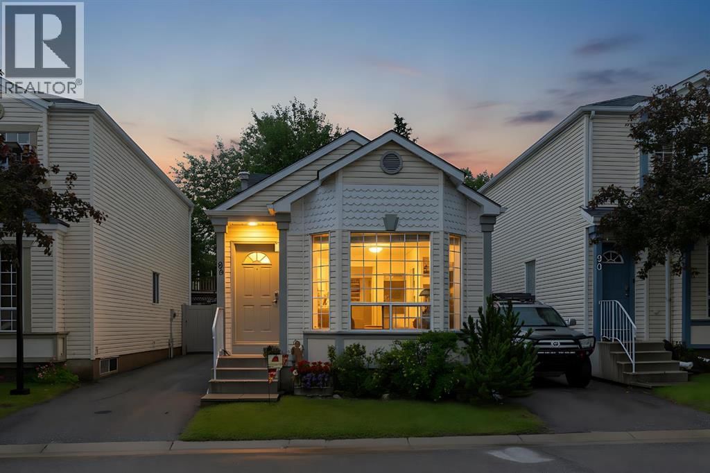 86 Coventry Lane