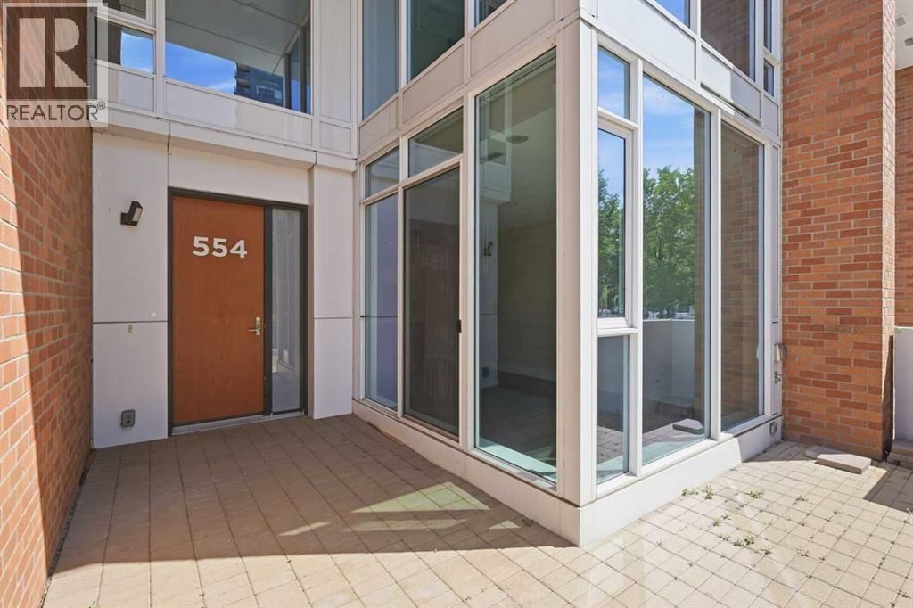 554 Riverfront Lane property photo