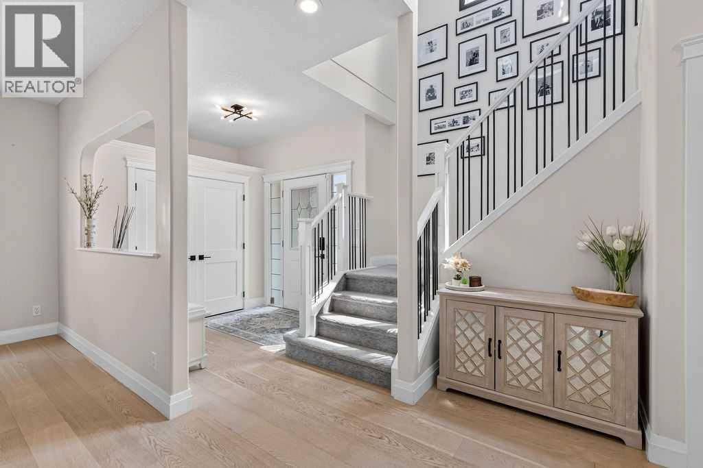 214 Cranleigh View property photo