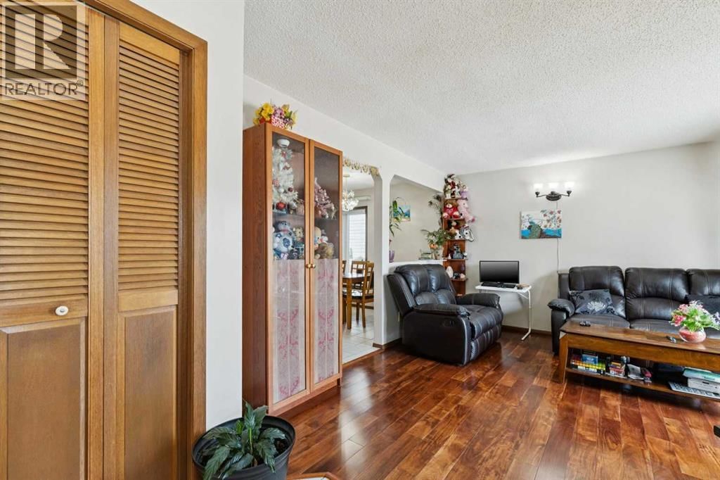 156 Falshire Close property photo