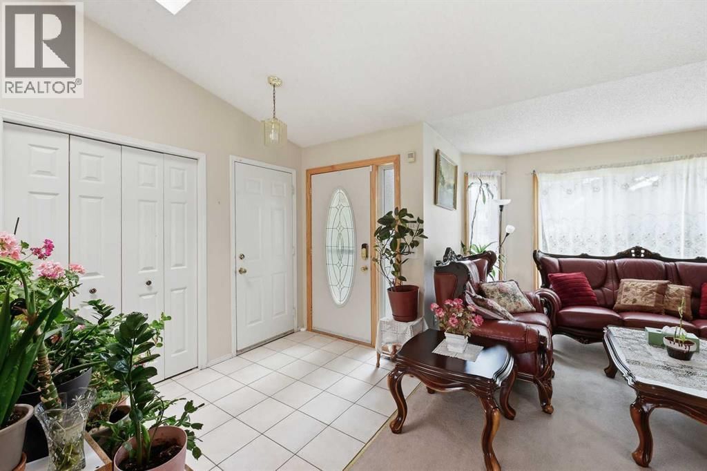 75 Arbour Ridge Way property photo