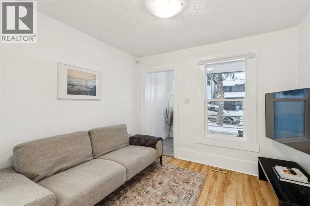 2514 16A Street property photo