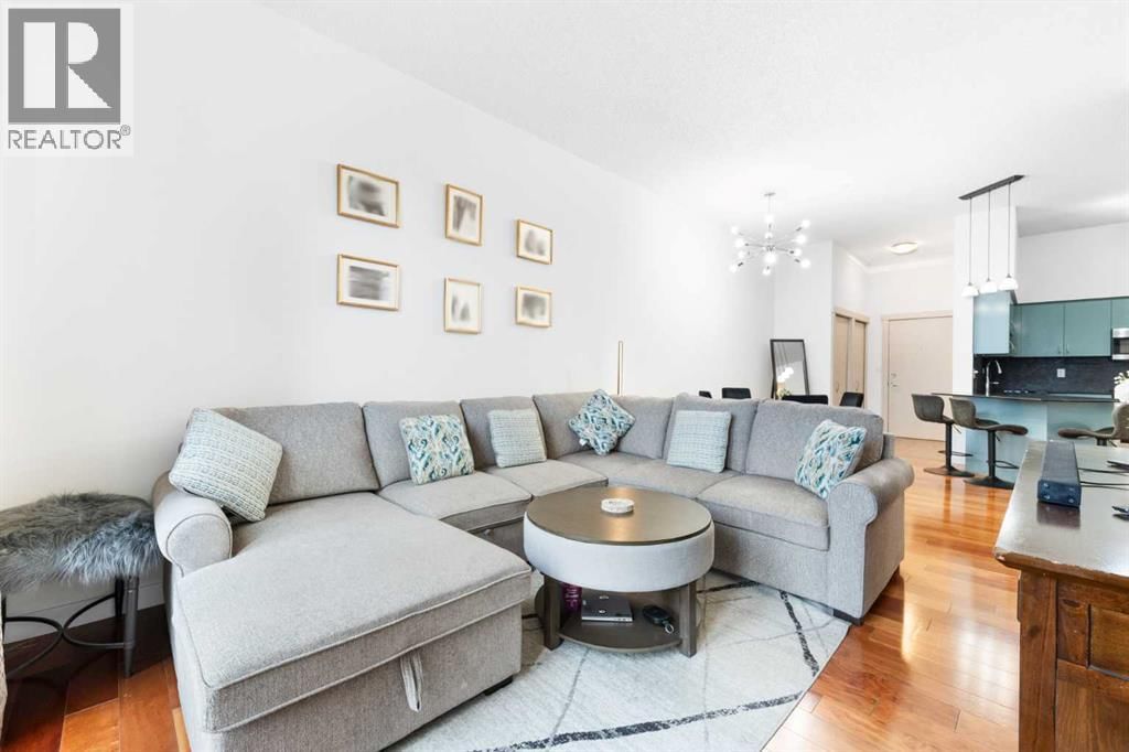 8710 Horton Road Southwest, Calgary, Alberta T2V 0P7