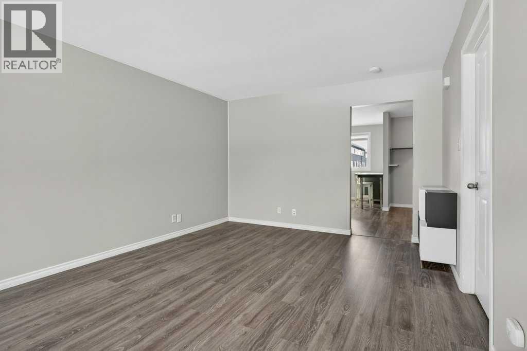 2211 19 Street property photo