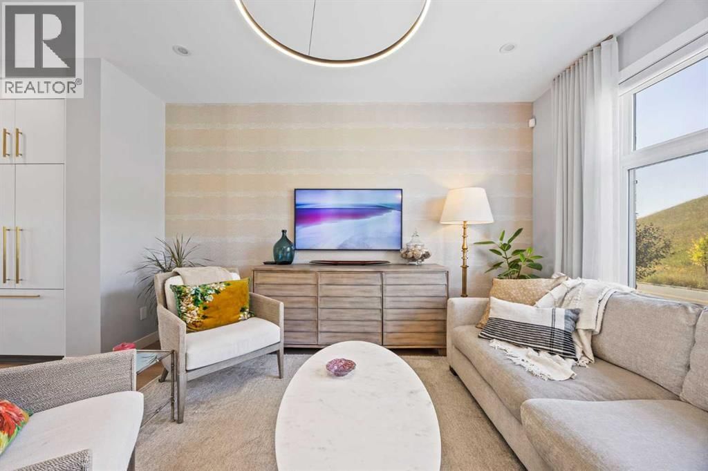 3044 85 Street property photo