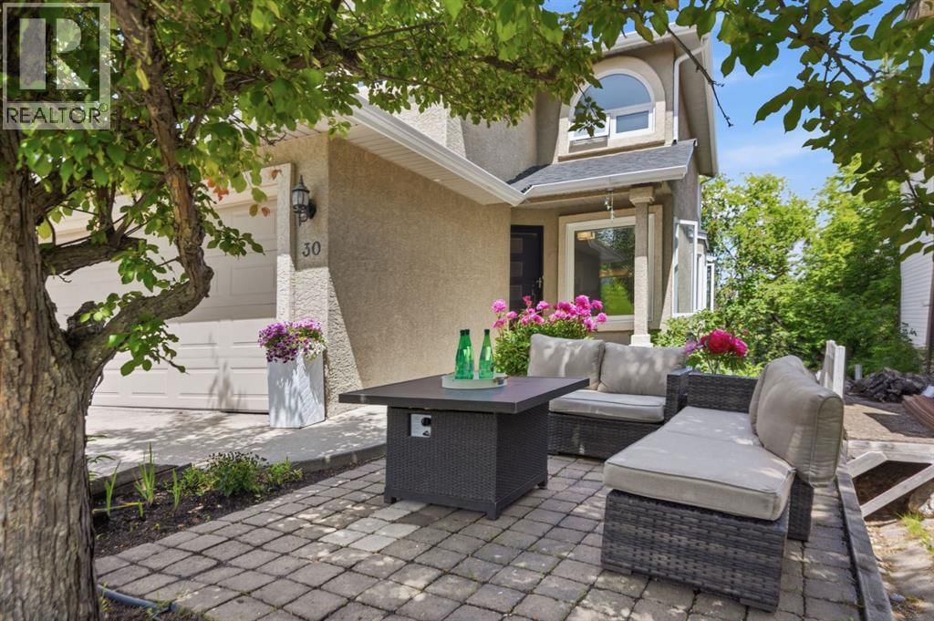 30 Strathcona Road property photo