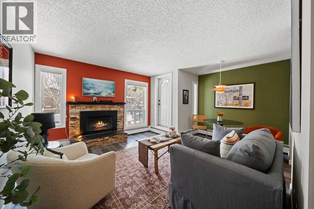 825 4 Street property photo