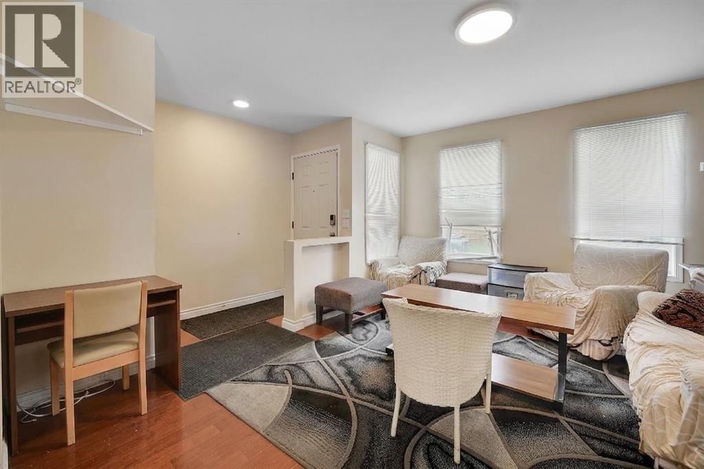 2714 74 Avenue property photo