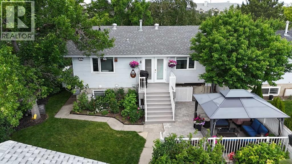 6803 24 Avenue property photo