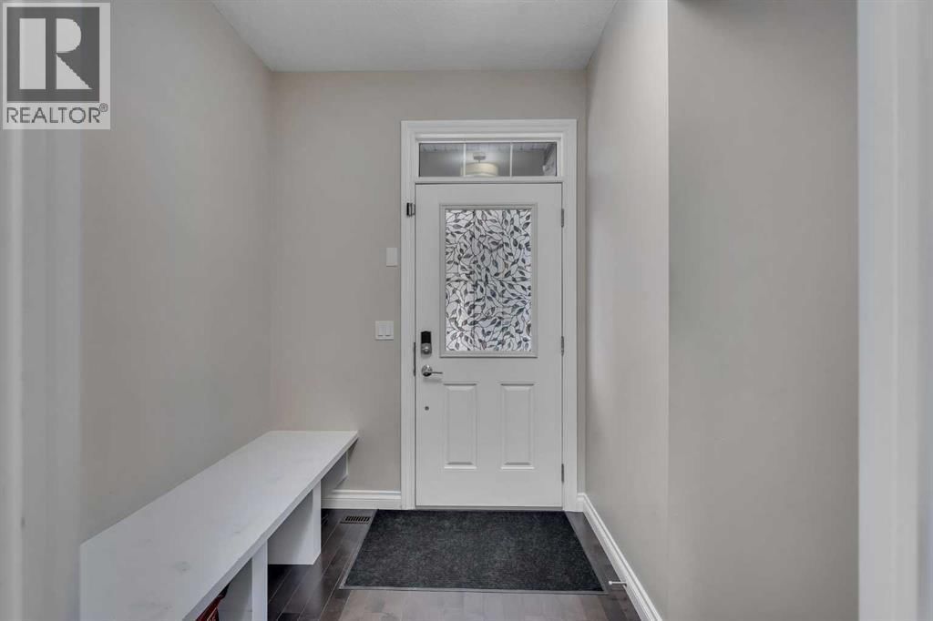 28 Saddlelake Common property photo