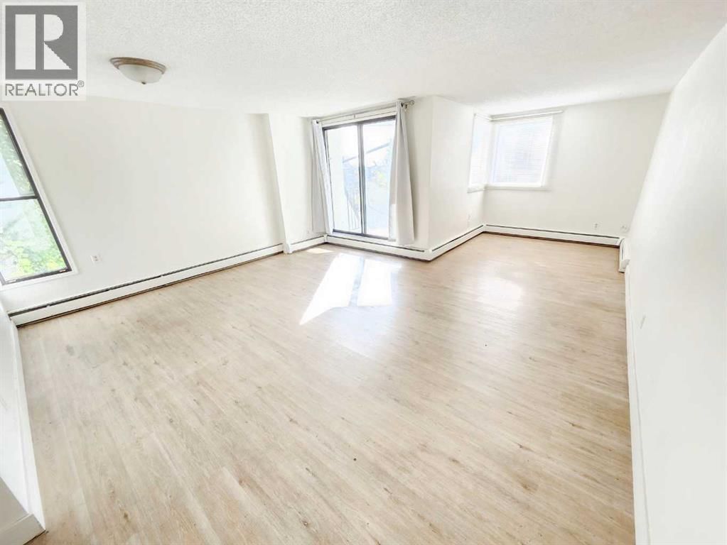 423 3 Avenue property photo