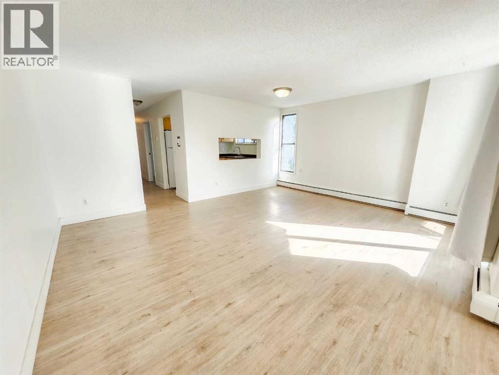 423 3 Avenue property photo