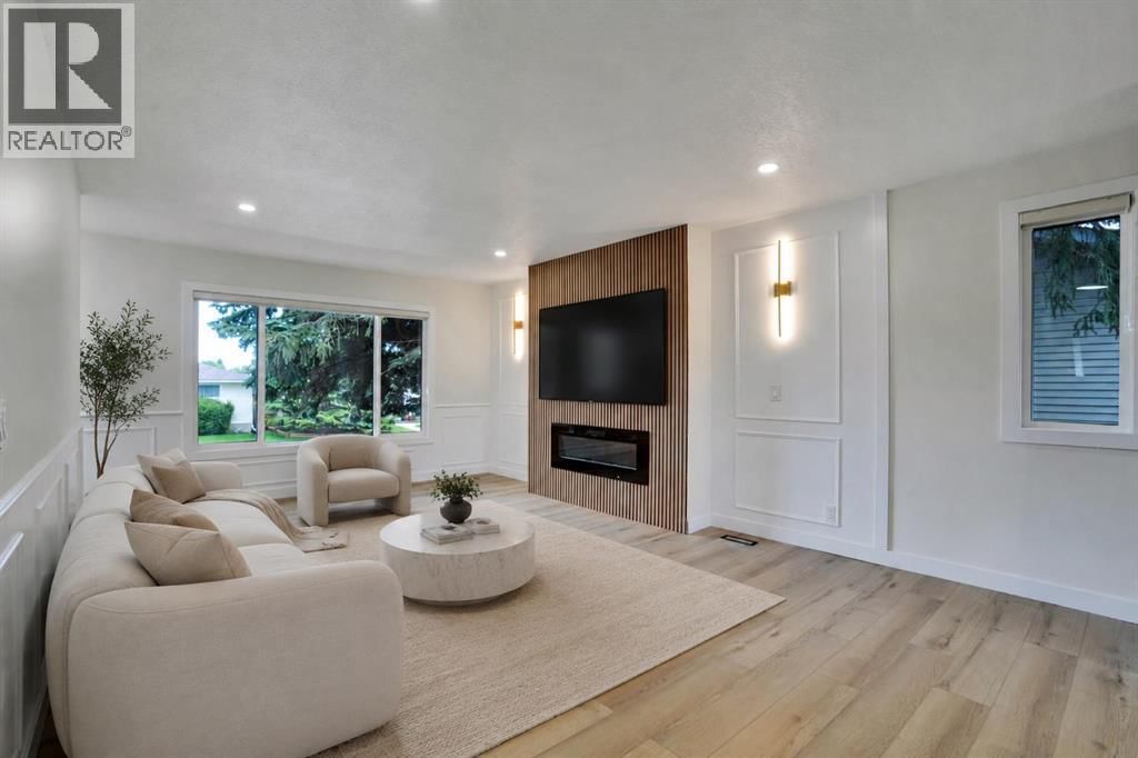 1903 62 Street property photo